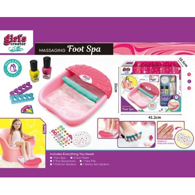 Набор для педикюра MBK 590, ванночка для ног, массажер, разделитель для пальцев, 2 лака, цветные стикеры, пакунок малюка